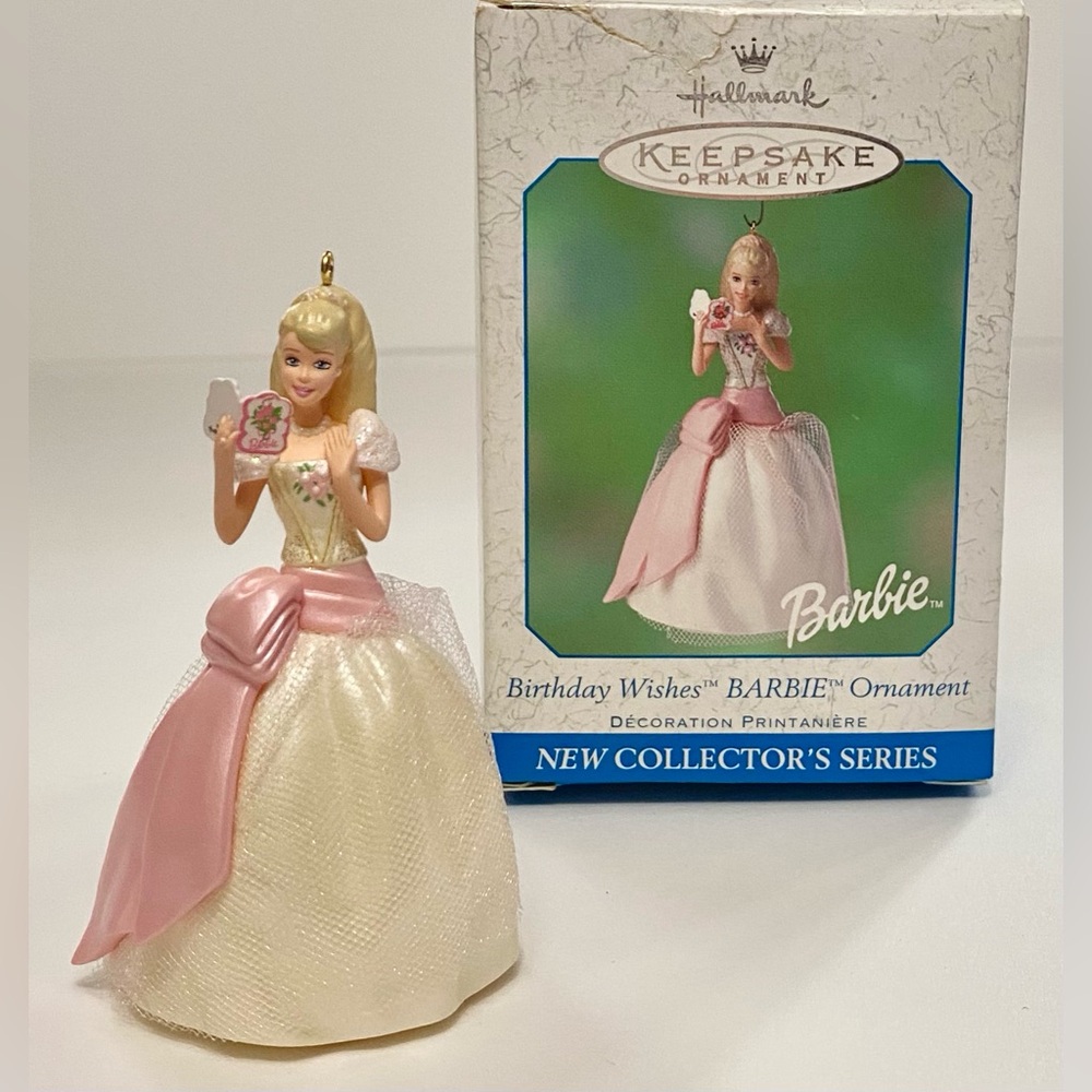 🌹🍃New In Box ~  Hallmark Keepsake 2001 “Birthday Wishes” Barbie Ornament🍃🌹